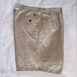 Docker’s Linen Blend Khaki Men’s Pleated Front Shorts. Sz 40. Perfect Condition